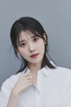 This is the Avatar Image for the 아이유 (IU) AI Voice and Text to Speech Generator